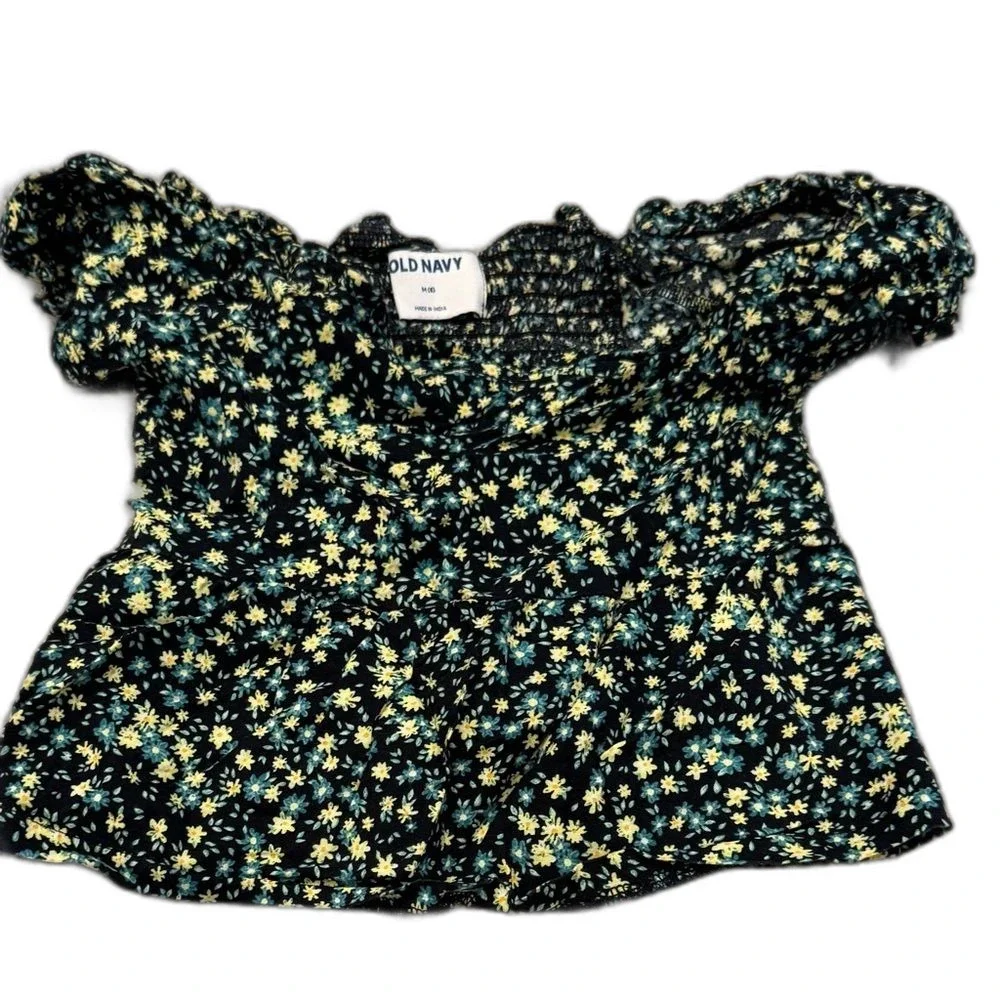 Old Navy Kids Floral Black Top - M